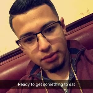Meet your Posher, Jovani